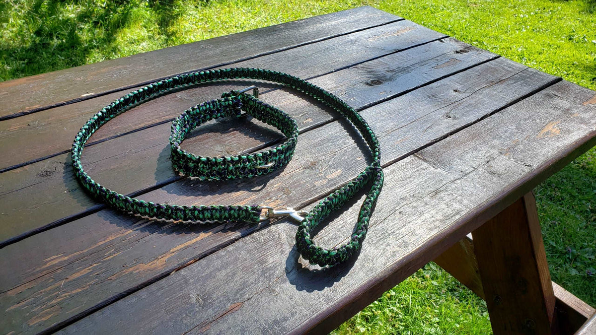 Paracord Survival Leash - Strong and Customizable