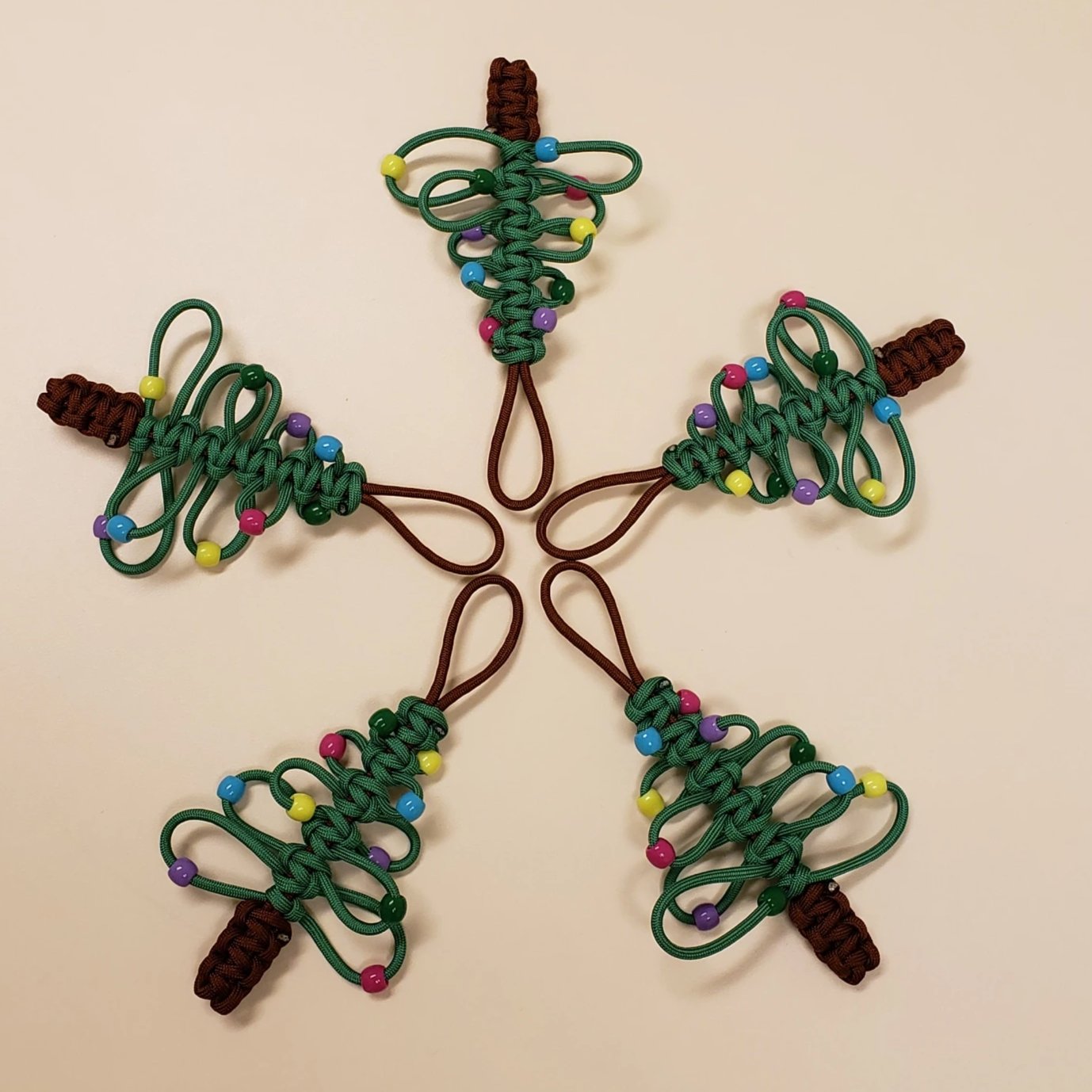 Christmas Tree Ornament - Insanely Paracord