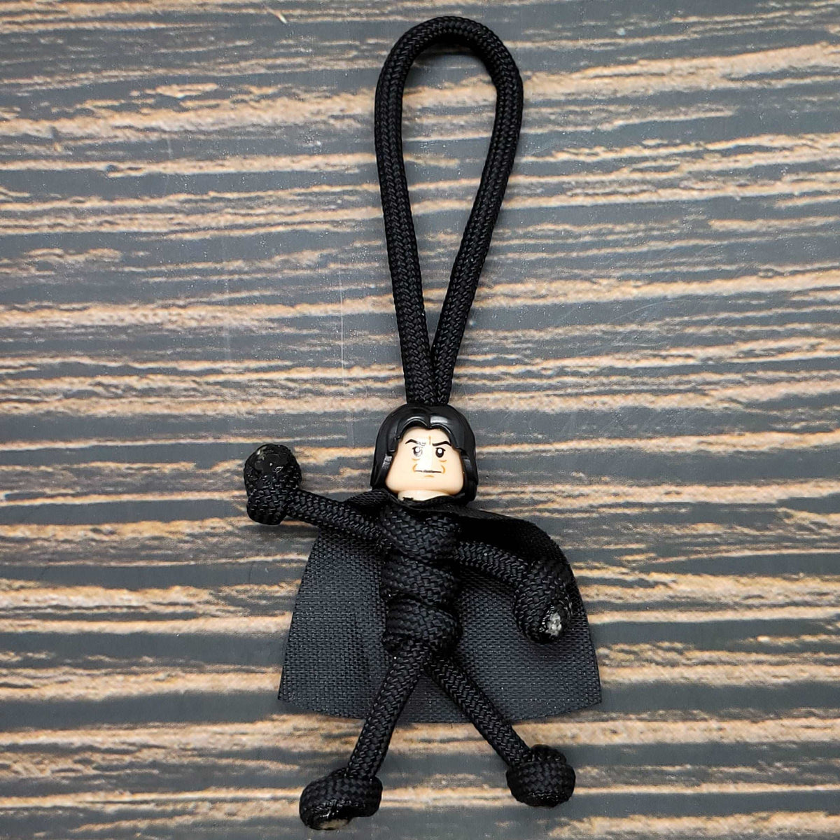 INSANELY PARACORD USA Made 550 Survival Paracord Key Fob - Handmade Heavy Duty Keychain