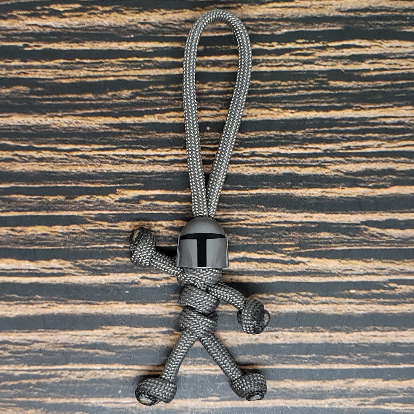 Space Battle Hunter Paracord Pal Keychain